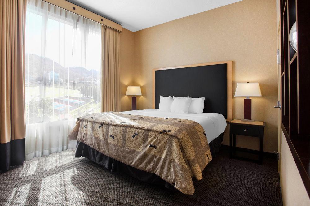 Springhill Suites By Marriott Roanoke Zewnętrze zdjęcie
