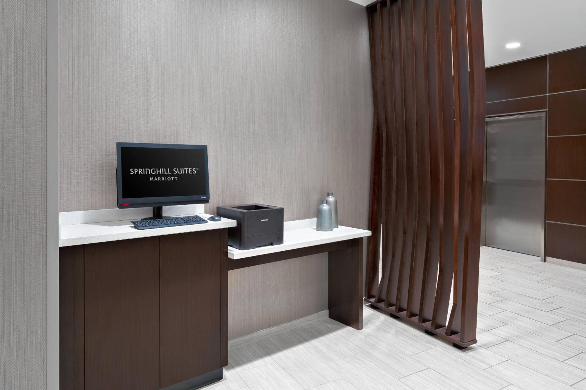 Springhill Suites By Marriott Roanoke Zewnętrze zdjęcie